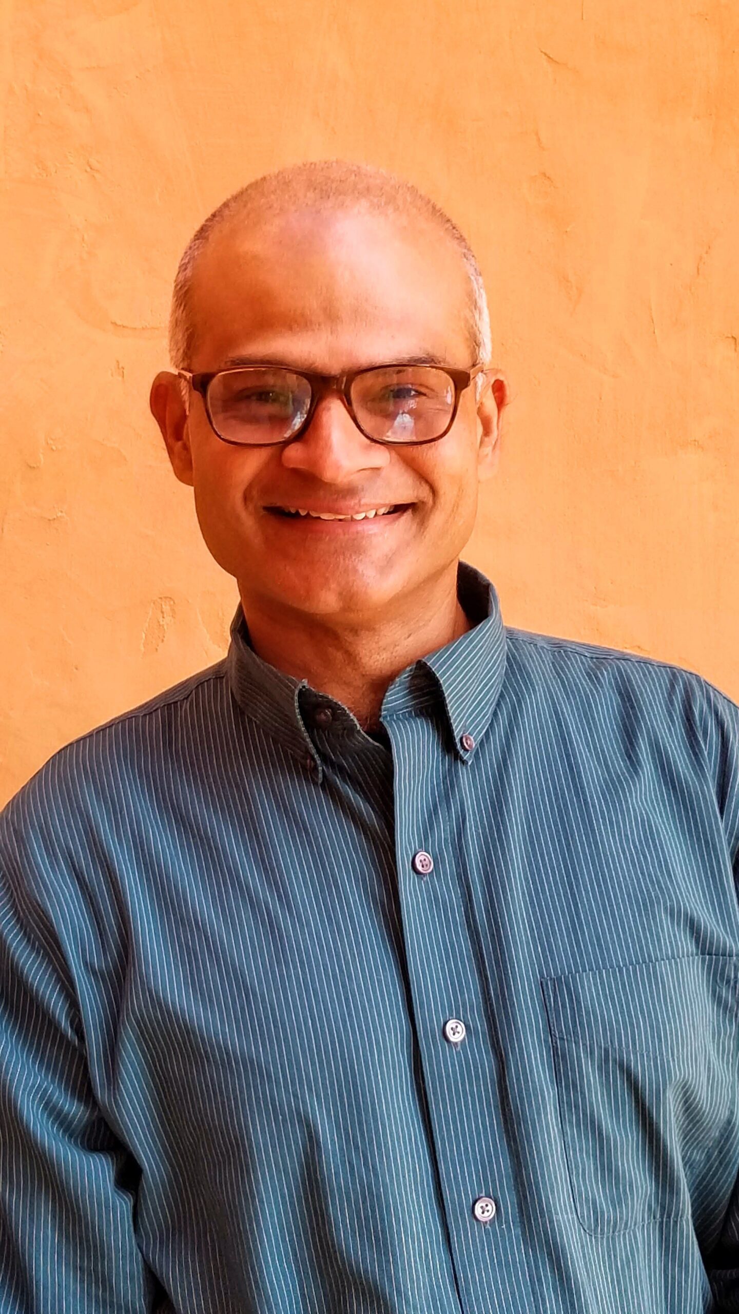 Aroonji coach