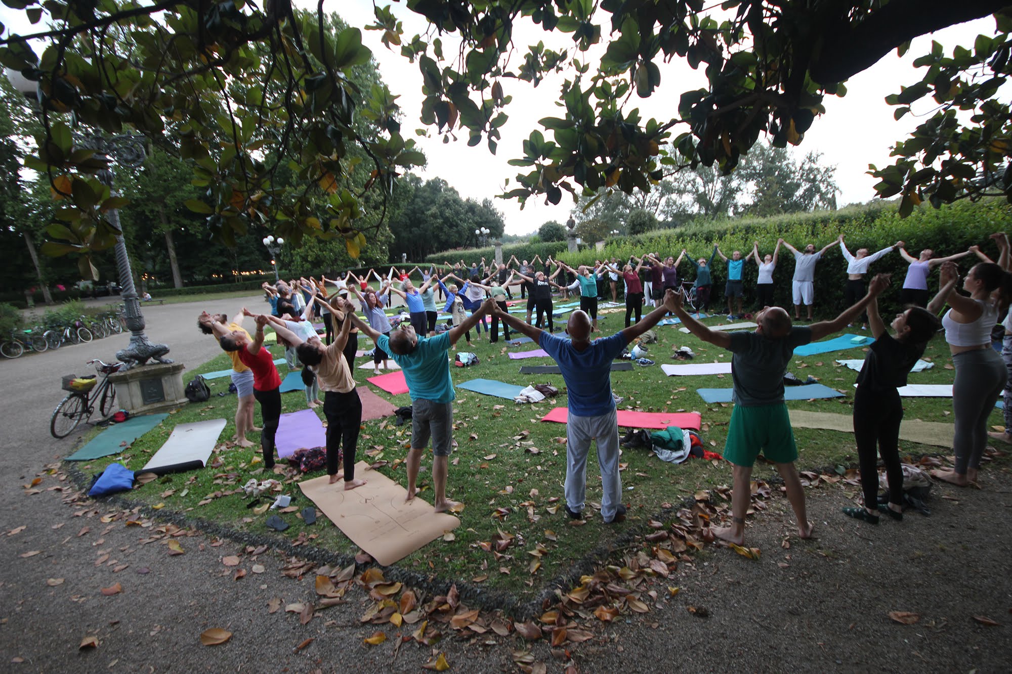 circle yoga